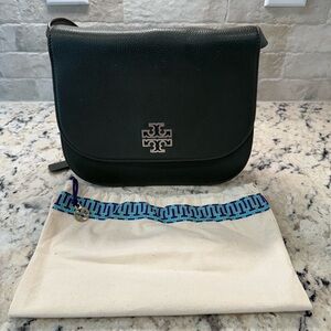 Tory Burch EUC Dark Olive Green Leather Crossbody w/Silver Hardware and Dustbag